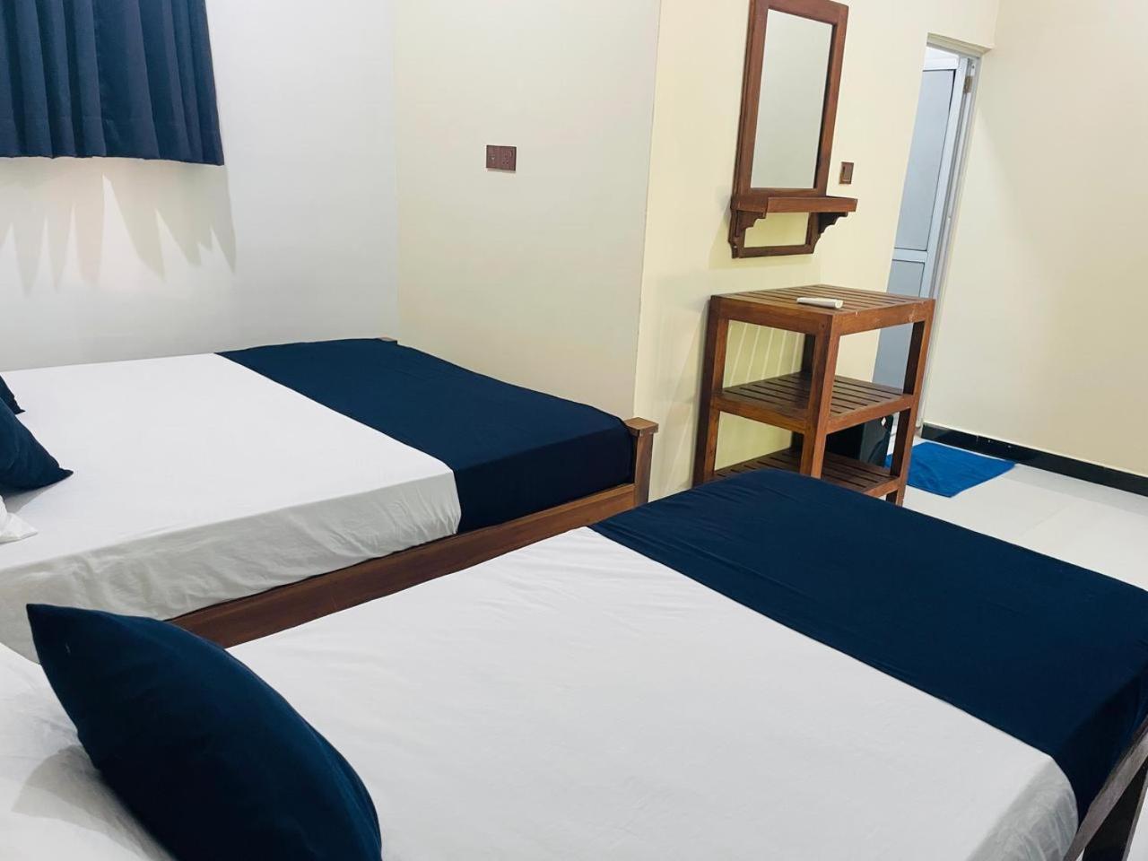 Natraj Guest House Trincomalee Exterior photo