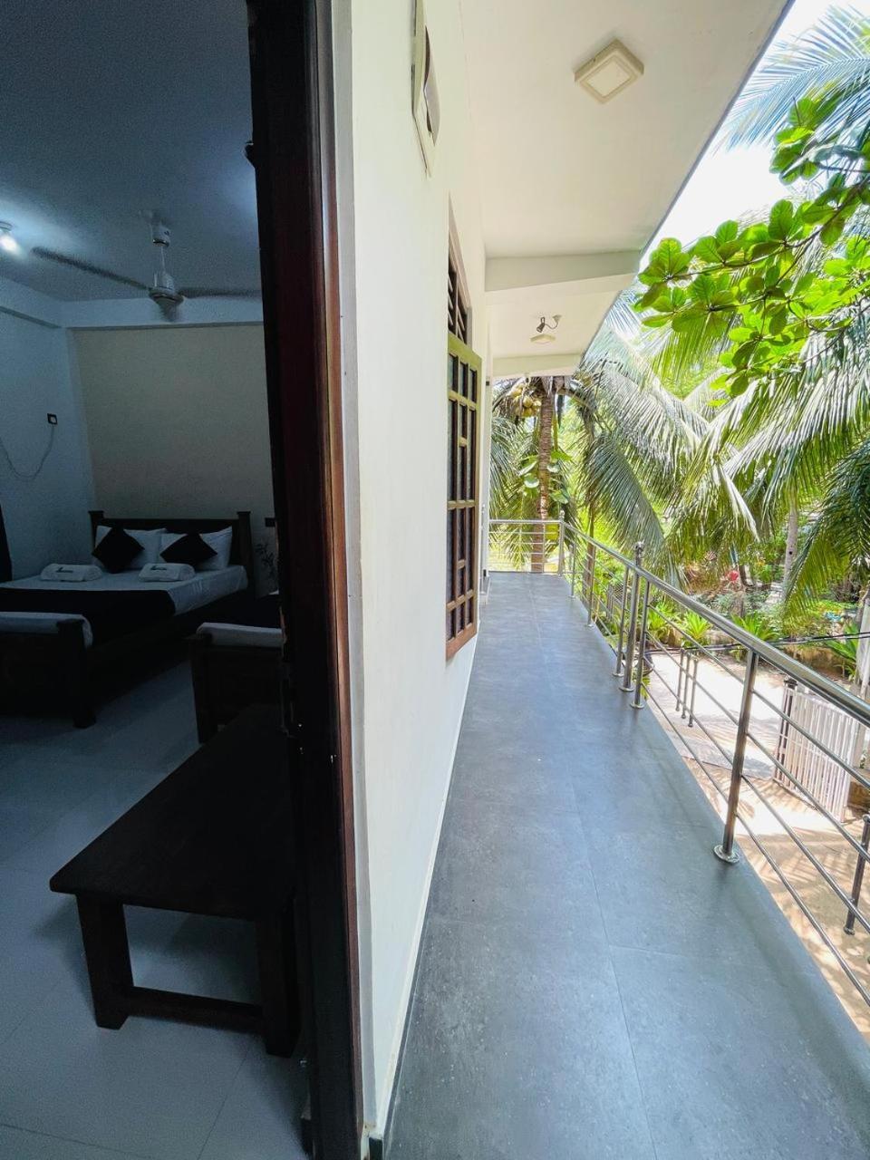 Natraj Guest House Trincomalee Exterior photo